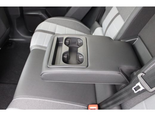 Opel Grandland 1.6 Turbo Plug-in-Hybrid Business Edition / Navigatie / 360 Camera / Stuur -en stoelverwarming / ... ActivLease financial lease