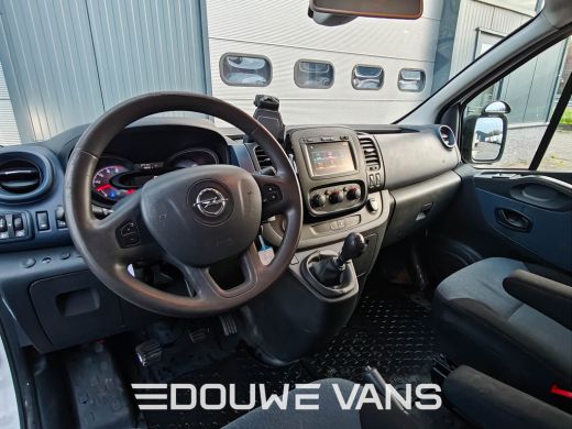 Opel Vivaro 1.6Trekhaak Camera Navi Airco Euro6 ActivLease financial lease