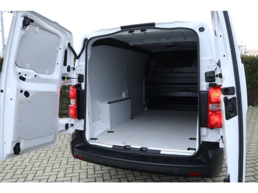 Opel Vivaro L3 180PK Automaat | Cruise Control | Stuurverwarming | Navi | Carplay | 3-Zits | PDC | Keyless | ... ActivLease financial lease