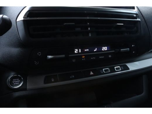 Opel Vivaro L3 180PK Automaat | Cruise Control | Stuurverwarming | Navi | Carplay | 3-Zits | PDC | Keyless | ... ActivLease financial lease