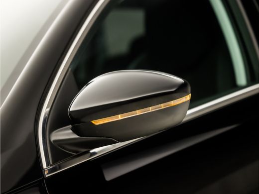 Peugeot 308 SW 1.2 PureTech Sport (PANORAMADAK, APPLE CARPLAY, GROOT NAVI, 360 CAMERA, SPORTSTOELEN, ADAPTIVE... ActivLease financial lease