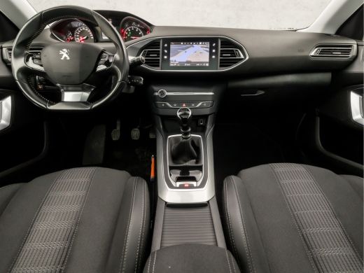 Peugeot 308 SW 1.2 PureTech Sport (PANORAMADAK, APPLE CARPLAY, GROOT NAVI, 360 CAMERA, SPORTSTOELEN, ADAPTIVE... ActivLease financial lease