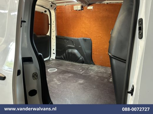 Peugeot Partner 1.5 BlueHDI Premium 131pk Automaat L1H1 Euro6 Airco | Apple Carplay | Cruisecontrol Android Auto,... ActivLease financial lease