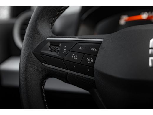 Seat Ibiza 1.0 EcoTSI 95pk Style Plus | Armsteun voor | Cruise control | Lichtmetalen velgen 15" ActivLease financial lease