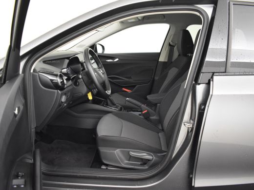 Skoda Fabia Ambition 1.0 MPI | Cruise control | Navigatie via app connect | Airco | Privacy glass | Parkeerse... ActivLease financial lease