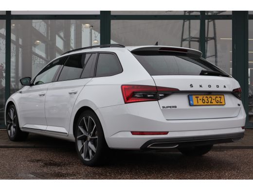 Skoda Superb Combi 218PK 1.4 TSI iV Sportline Business | Achterbank verwarmd | Dodehoek detectie | Elektrisch ... ActivLease financial lease
