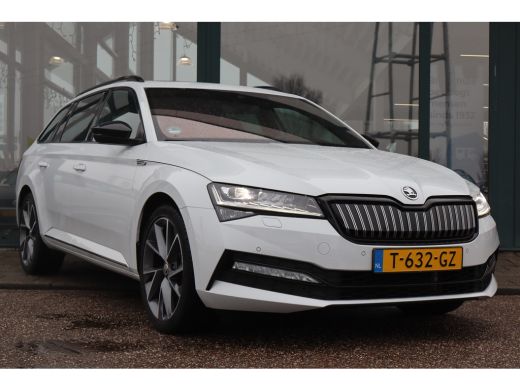 Skoda Superb Combi 218PK 1.4 TSI iV Sportline Business | Achterbank verwarmd | Dodehoek detectie | Elektrisch ... ActivLease financial lease