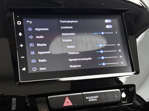 Suzuki Vitara 1.4 130PK Smart Hybrid / Panoramadak / Trekhaak / 1/2 Leder / Airco-ecc. / Pdc.V+A / Radio multim... ActivLease financial lease