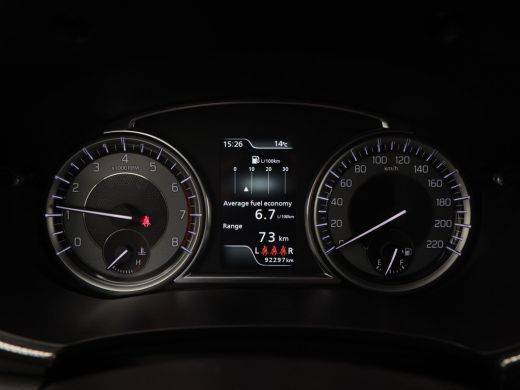 Suzuki Vitara 1.4 Boosterjet Comfort Hybrid 130 Pk | Trekhaak Afneembaar | Adaptive Cruise | Achteruitrijcamera... ActivLease financial lease