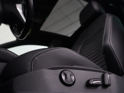 Volkswagen Passat 1.5 TSI R Line | Panoramadak | Nappaleder | Stoelverwarming | Massage | Memory | Camera | Matrix ... ActivLease financial lease