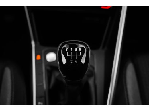 Volkswagen Polo Life Edition | 'App-Connect' smartphone integratie | Buitenspiegels elektrisch instel- verwarm- e... ActivLease financial lease