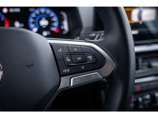 Volkswagen T-Cross 1.0 TSI Life Edition | Achteruitrijcamera | Lichtmetalen velgen 17" | Matrix LED koplampen ActivLease financial lease