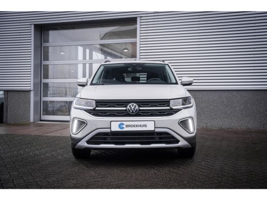 Volkswagen T-Cross 1.0 TSI Life Edition | Achteruitrijcamera | Lichtmetalen velgen 17" | Matrix LED koplampen ActivLease financial lease