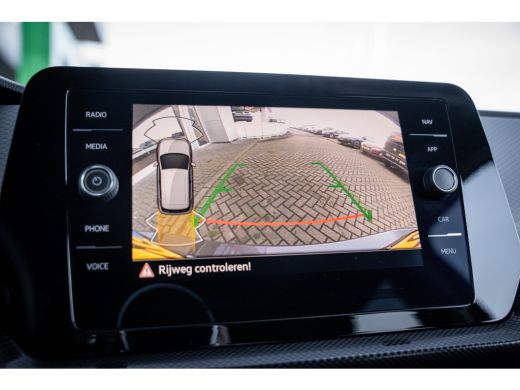 Volkswagen T-Cross 1.0 TSI Life Edition | Airco | LED koplampen | Volledig digitaal instrumentenpaneel ActivLease financial lease