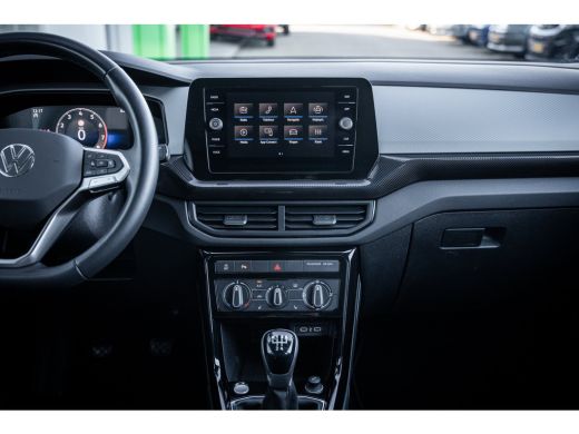 Volkswagen T-Cross 1.0 TSI Life Edition | Airco | LED koplampen | Volledig digitaal instrumentenpaneel ActivLease financial lease