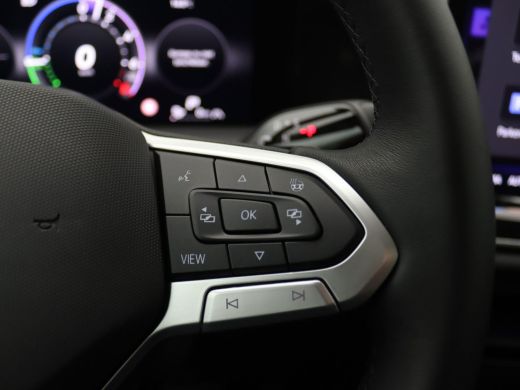 Volkswagen Tayron 1.5 eHybrid Life Edition 204PK DSG SOH 100%, Trekhaak, 18" LM Velgen, Achteruitrijcamera, Stoel-S... ActivLease financial lease