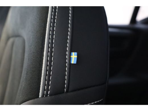 Volvo  XC40 Recharge 231PK Ultimate 70kWh | Getint Glas | HK Audio | 360 | Adap Cruise | Memory | 20'' ActivLease financial lease