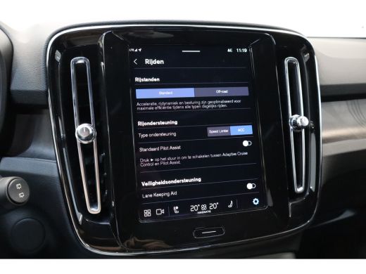 Volvo  XC40 Recharge 231PK Ultimate 70kWh | Getint Glas | HK Audio | 360 | Adap Cruise | Memory | 20'' ActivLease financial lease