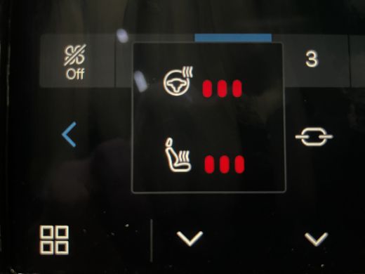 Volvo  XC40 Recharge P8 AWD R-Design Pano Trekhaak Elktr.stoelen Harman&Kardon ActivLease financial lease