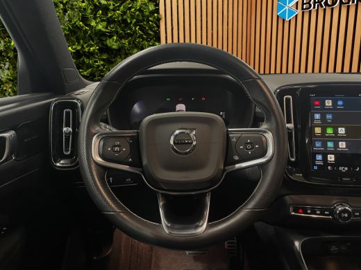 Volvo  XC40 Recharge P8 AWD R-Design Pano Trekhaak Elktr.stoelen Harman&Kardon ActivLease financial lease