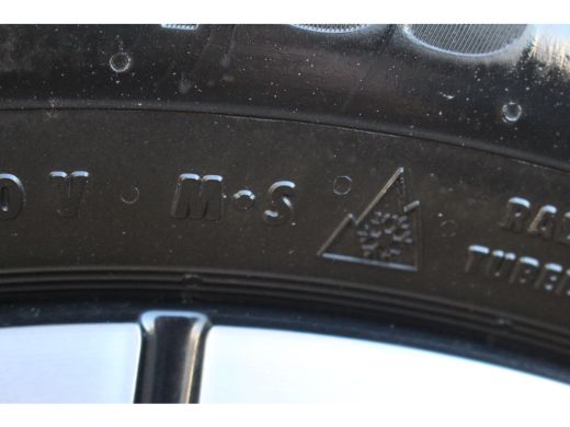 Volvo  XC40 T4 Plus Dark Recharge | ACC | Memory | HK Audio | CAM | Stoel & Stuurverw. | Elec. A.Klep | Keyle... ActivLease financial lease