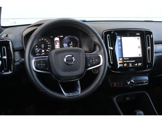 Volvo  XC40 T4 Plus Dark Recharge | ACC | Memory | HK Audio | CAM | Stoel & Stuurverw. | Elec. A.Klep | Keyle... ActivLease financial lease