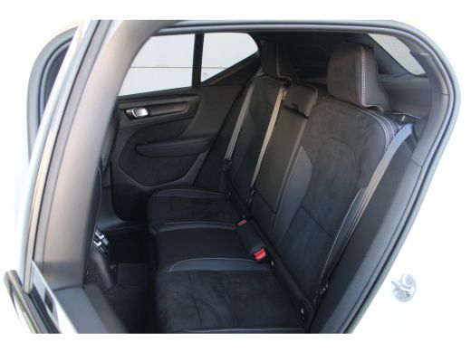 Volvo  XC40 T4 Plus Dark Recharge | ACC | Memory | HK Audio | CAM | Stoel & Stuurverw. | Elec. A.Klep | Keyle... ActivLease financial lease