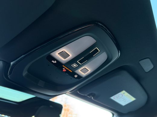 Volvo  XC60 2.0 T6 Plug-in hybrid AWD Ultimate Dark | Luchtvering | Harman/Kardon | HU-Display | Camera | ActivLease financial lease