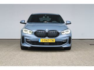 BMW 1 Serie 118i Executive Edition | Sportstoelen | M Aerodynamica | 19" lichtmetalen velgen | Dakspoiler |  ...