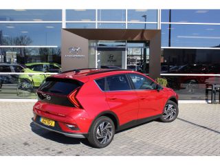 Hyundai Bayon 1.0 T-GDI Premium | Automaat | Parkeersensoren voor en achter | Achteruitrijcamera | | Achterbank...