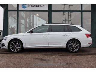 Skoda Superb Combi 218PK 1.4 TSI iV Sportline Business | Achterbank verwarmd | Dodehoek detectie | Elektrisch ...