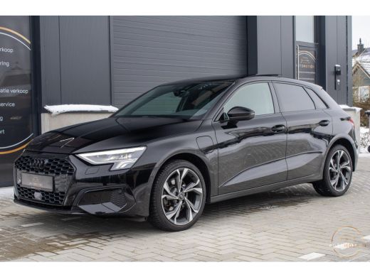 Audi A3 Sportback 40 TFSIe PANO CAMERA PARKEERHULP ADAPTIEF CRUISECONTROL ActivLease financial lease