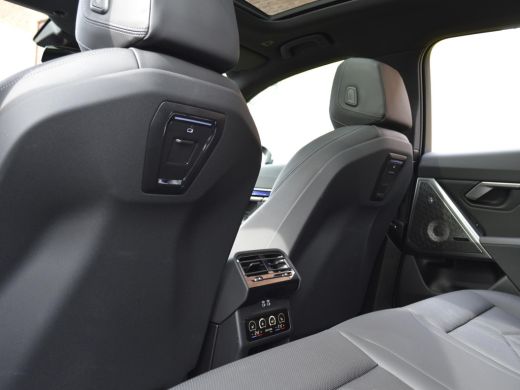 BMW i5 eDrive40 M Sport Pro Innovation | Zeer compleet ActivLease financial lease