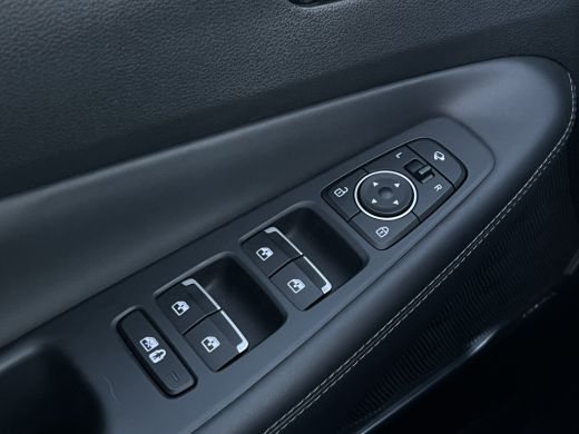 Hyundai Santa Fe 1.6 T-GDI PHEV Premium Plus Sky | Trekhaak | Leder | Pano | Krell Audio ActivLease financial lease