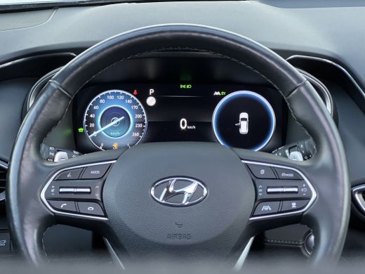 Hyundai Santa Fe 1.6 T-GDI PHEV Premium Plus Sky | Trekhaak | Leder | Pano | Krell Audio ActivLease financial lease