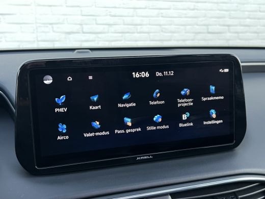 Hyundai Santa Fe 1.6 T-GDI PHEV Premium Plus Sky | Trekhaak | Leder | Pano | Krell Audio ActivLease financial lease