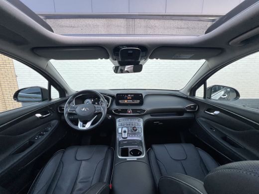 Hyundai Santa Fe 1.6 T-GDI PHEV Premium Plus Sky | Trekhaak | Leder | Pano | Krell Audio ActivLease financial lease
