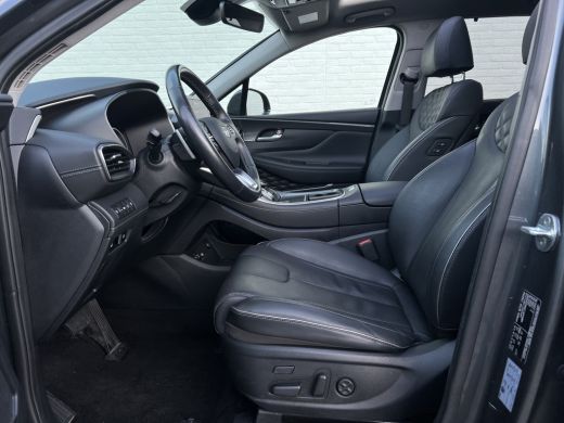 Hyundai Santa Fe 1.6 T-GDI PHEV Premium Plus Sky | Trekhaak | Leder | Pano | Krell Audio ActivLease financial lease