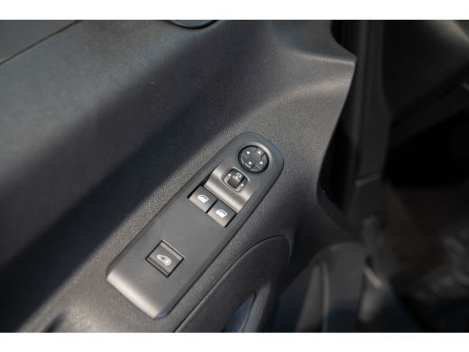 Opel Combo-e 136 L1 50kWh | Laadruimte pakket | Climate Controle | Navigatie | Parkeersensoren | Apple Carplay... ActivLease financial lease