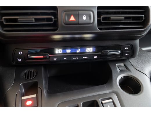 Opel Combo-e 136 L1 50kWh | Laadruimte pakket | Climate Controle | Navigatie | Parkeersensoren | Apple Carplay... ActivLease financial lease