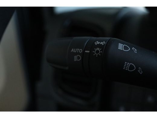 Peugeot Boxer 2.2 BlueHDi 180 S&S L3H2 3.5t Zwaar HD | Cruise Control | Camera | Navi | Betimmering | Carplay |... ActivLease financial lease