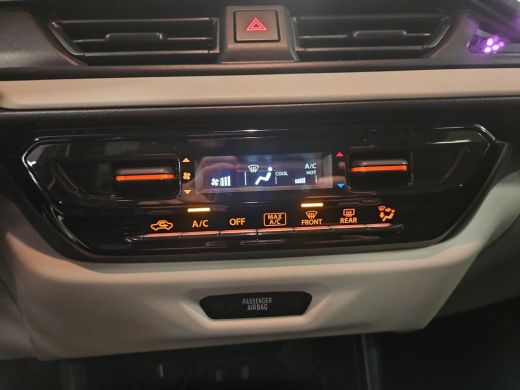 Suzuki Swift 1.2 Select Smart Hybrid ActivLease financial lease