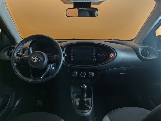 Toyota Aygo 1.0 VVT-i MT Play led | adaptive cruise ActivLease financial lease