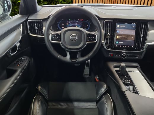Volvo  V90 2.0 B4 R-Design Panoramadak Google! Harman&Kardon ActivLease financial lease