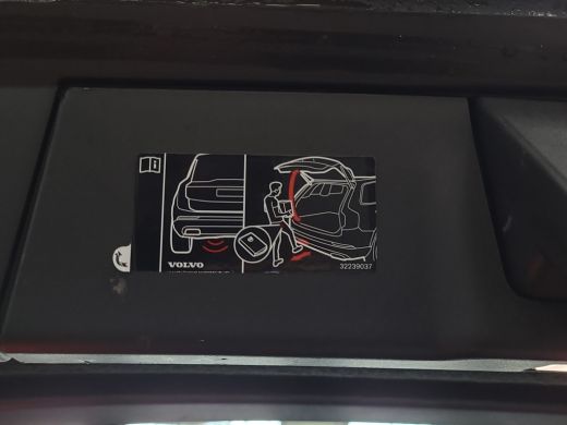 Volvo  V90 2.0 B4 R-Design Panoramadak Google! Harman&Kardon ActivLease financial lease