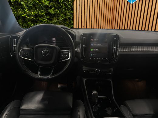 Volvo  XC40 Recharge P8 AWD R-Design Panoramadak Leder Harman&Kardon ActivLease financial lease