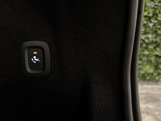 Volvo  XC60 T6 AWD Recharge Plus Bright Trekhaak | All Season banden | Adaptieve Cruise Control | Standkachel... ActivLease financial lease