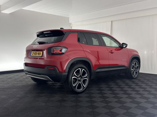 Jeep Avenger Summit 54 kWh [ 3-Fase ] {SOH-95%} (INCL-BTW) *HEATPUMP | LEATHER-MICROFIBRE | FULL-LED | ADAPTIV... ActivLease financial lease