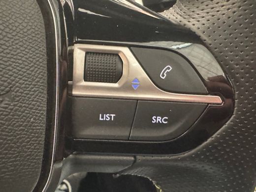 Peugeot 208 1.2 PureTech GT Panorama Dak | Camera | Digitaal Dashboard | Parkeersensoren Rondom | Climate | C... ActivLease financial lease