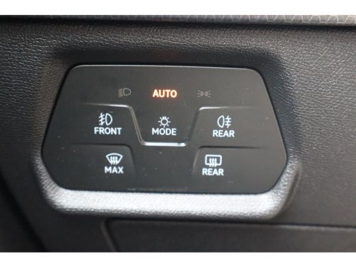 Seat Leon 90PK 1.0 TSI Reference | Airco (automatisch) | Apple Carplay/Android Auto|telefoonintegratie prem... ActivLease financial lease